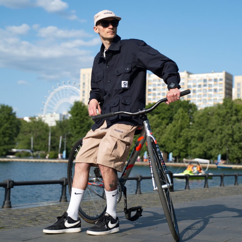 Овершот / overshirt тёмно-синий: фотография из лукбука.