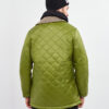 Классическая стёганая куртка зелёного цвета: фотография 14.