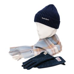 Теплый комплект перчатками из кожи и твида, шарфом в голубую клетку и шапкой вотч кэп